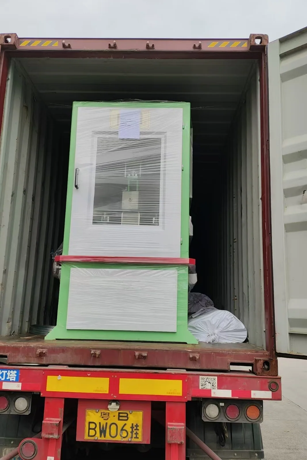 Electrical control cabinet loaded inside the container