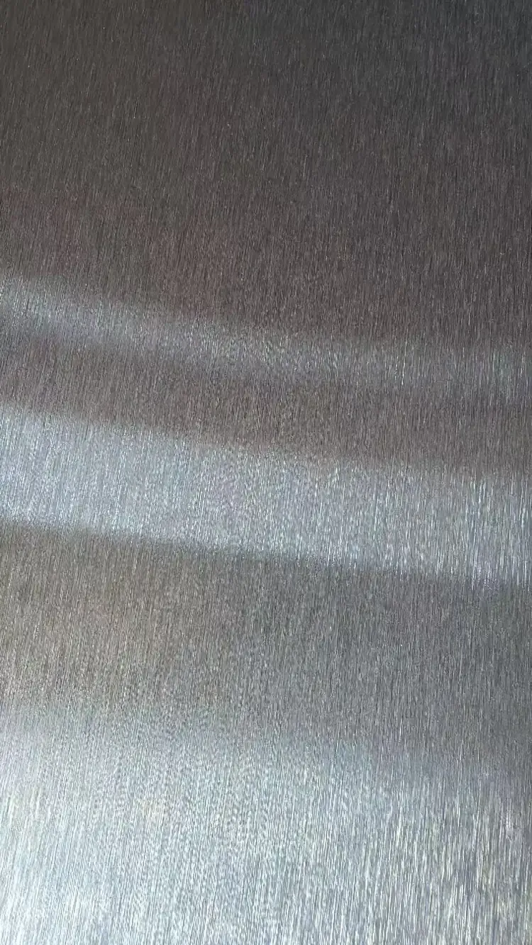 Hairline finish on aluminum coil after mechanical descaling