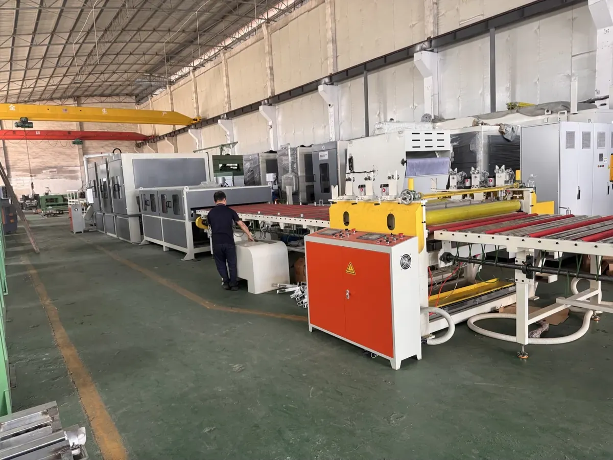Sheet metal grinding line in production